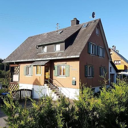 Idyllische Kleine Ferienwohnung Im Schwarzwald Friedenweiler Luaran gambar